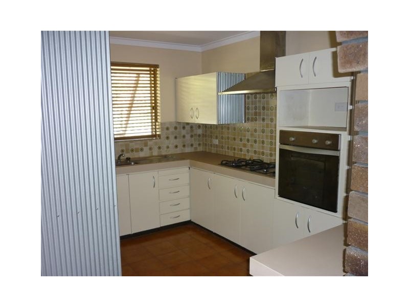 28 Powis Way, Warnbro WA 6169