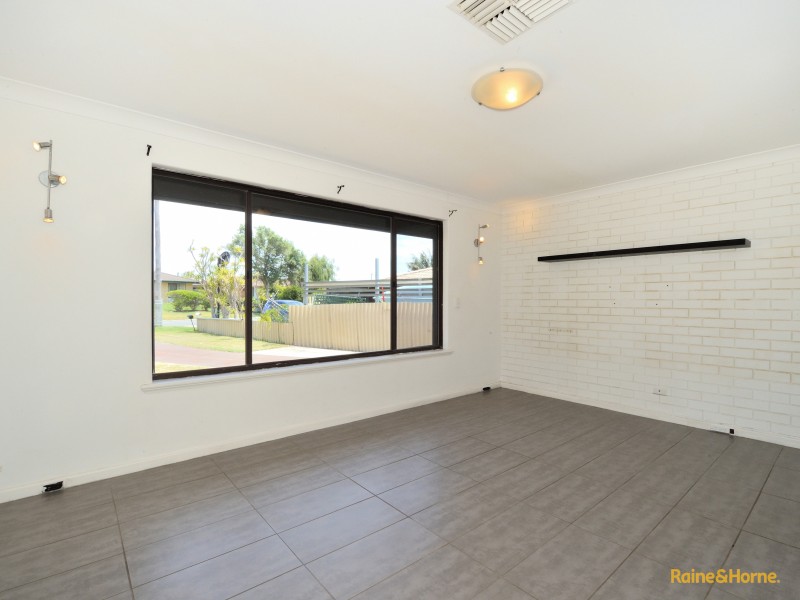 7 Rydal Court, Cooloongup WA 6168