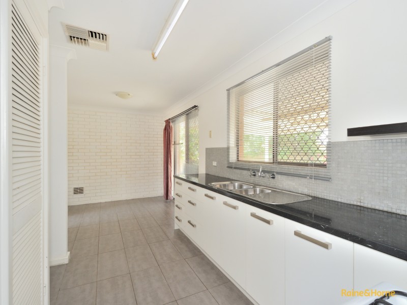 7 Rydal Court, Cooloongup WA 6168