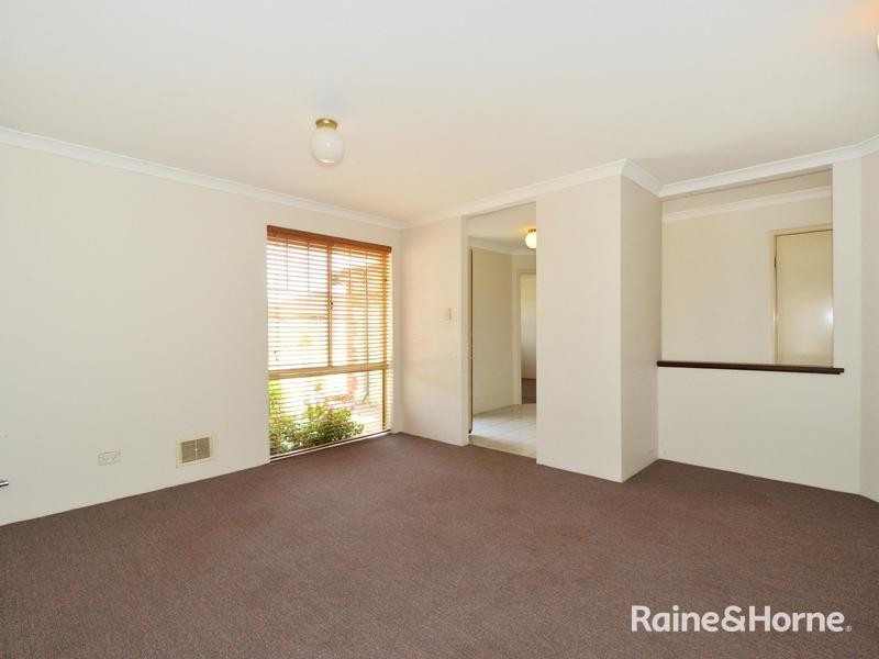 10 Vermilion Glade, Warnbro WA 6169