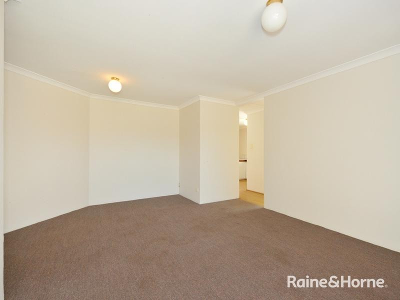 10 Vermilion Glade, Warnbro WA 6169