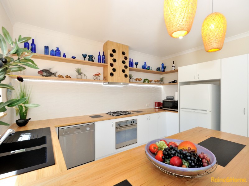 9B Tyne Court, Safety Bay WA 6169