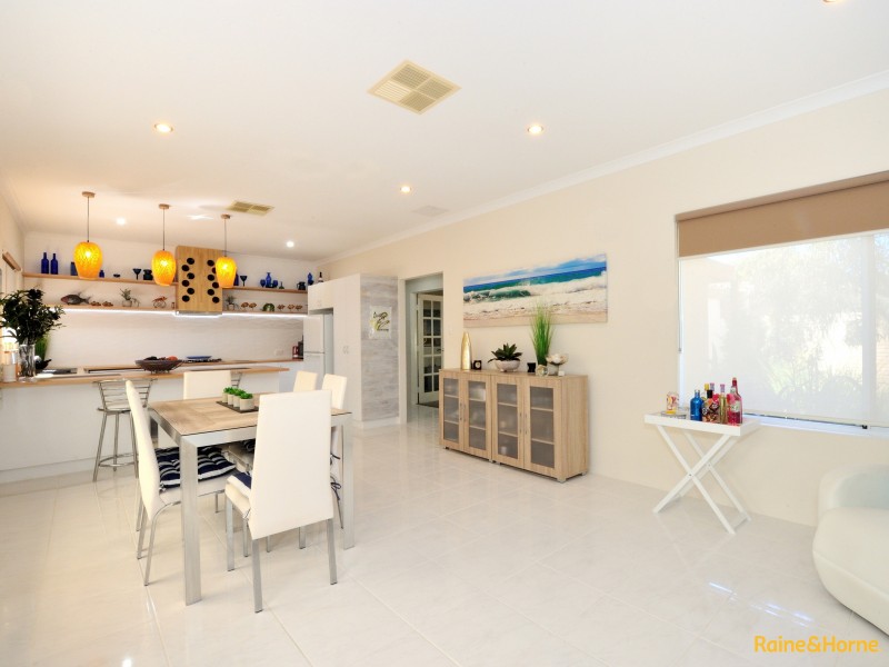 9B Tyne Court, Safety Bay WA 6169