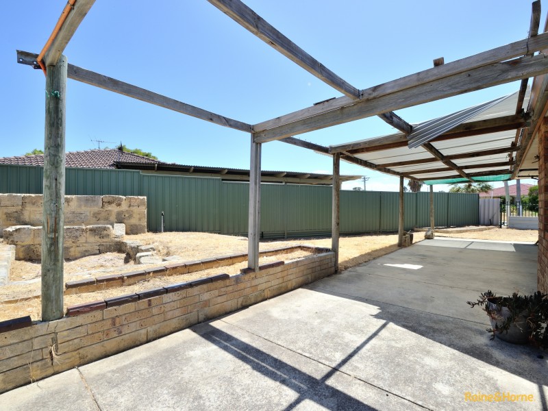 2 Wills Court, Cooloongup WA 6168
