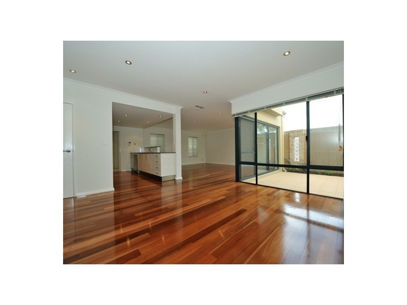 7/15 Benjamin Way, Rockingham WA 6168