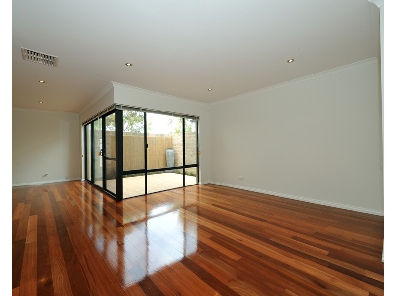 7/15 Benjamin Way, Rockingham WA 6168