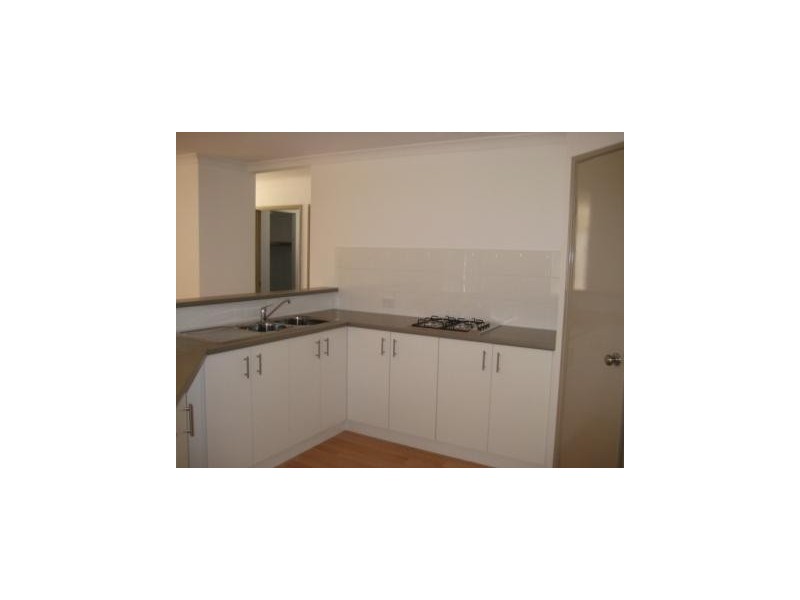 110 Hawker Street, Shoalwater WA 6169