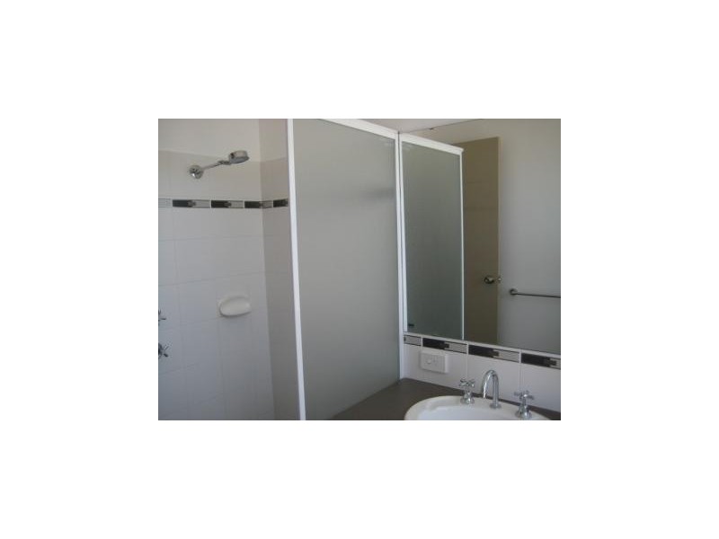 110 Hawker Street, Shoalwater WA 6169