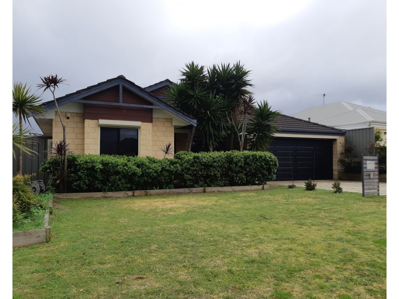 8 Taunton Mews, Leda WA 6170