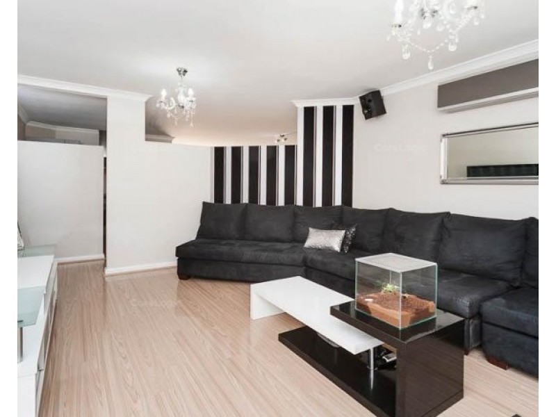 8 Taunton Mews, Leda WA 6170