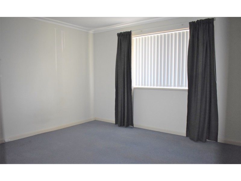 4/3-5 Rae Road, Safety Bay WA 6169