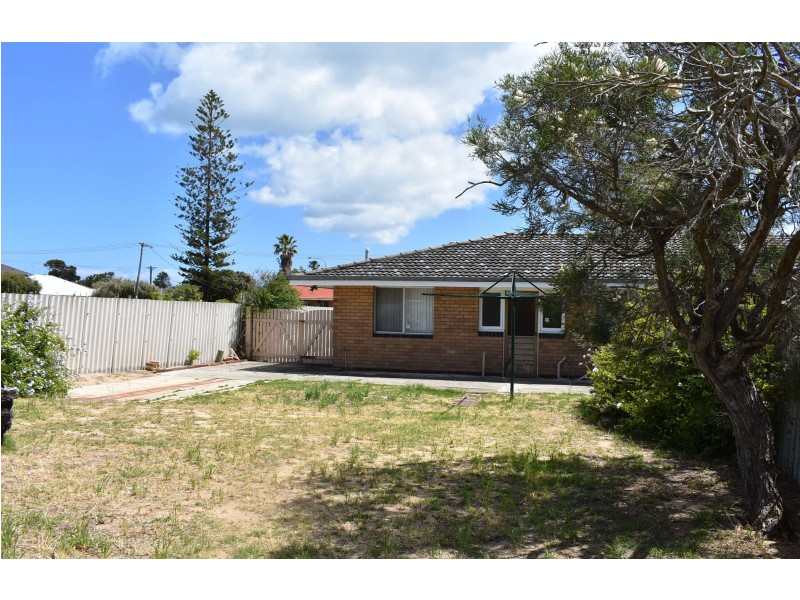 4/3-5 Rae Road, Safety Bay WA 6169