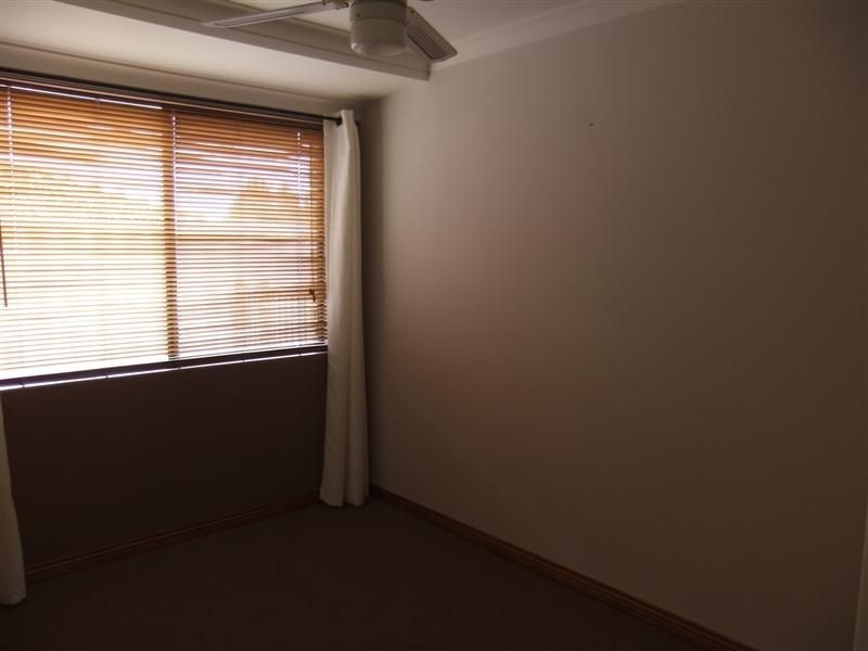 12 Redfin Close, Warnbro WA 6169