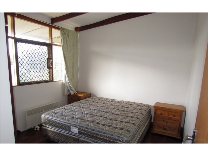 17 Yanrey Street, Golden Bay WA 6174