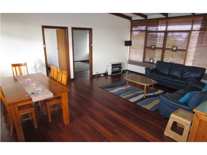 17 Yanrey Street, Golden Bay WA 6174