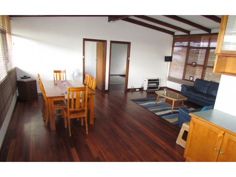 17 Yanrey Street, Golden Bay WA 6174