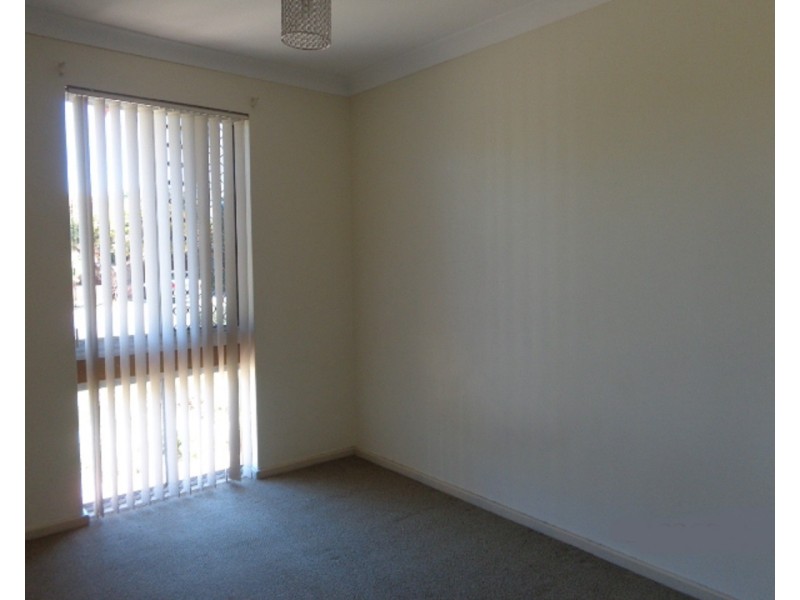 101 Kurrajong Road, Safety Bay WA 6169