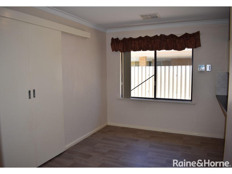 39 Chester Way, Rockingham WA 6168