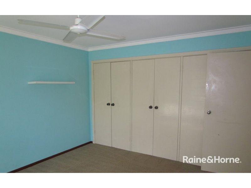 5 Instow Place, Warnbro WA 6169