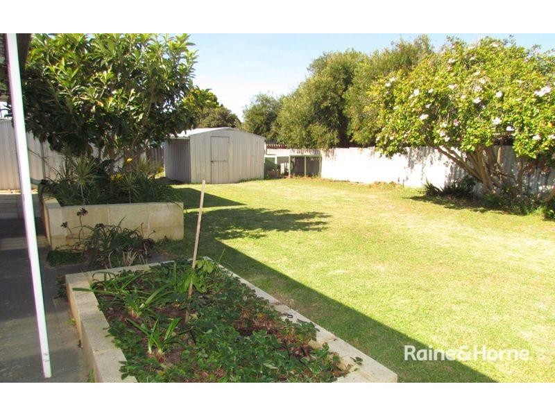 5 Instow Place, Warnbro WA 6169
