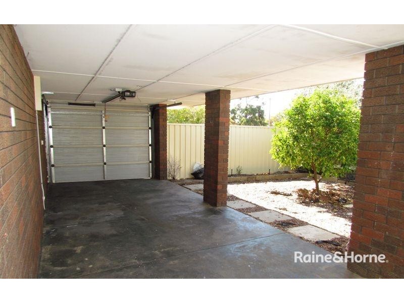 5 Instow Place, Warnbro WA 6169
