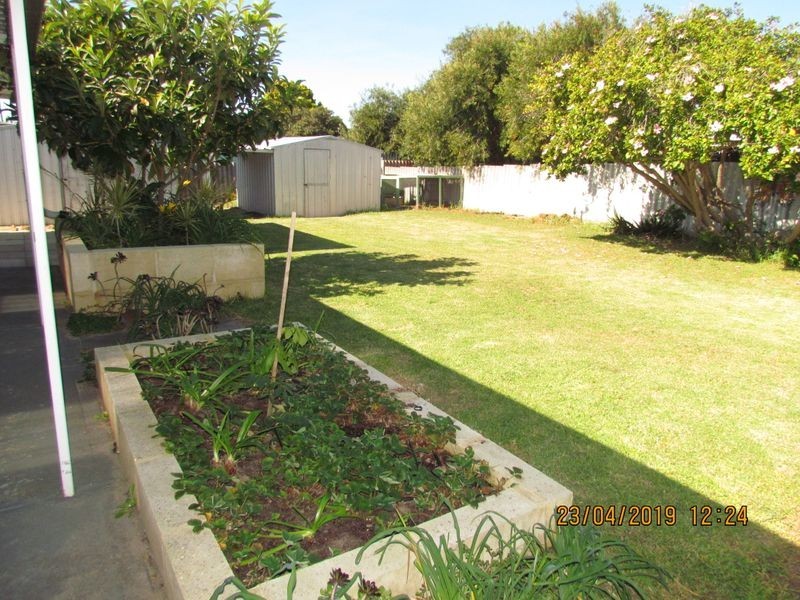 5 Instow Place, Warnbro WA 6169