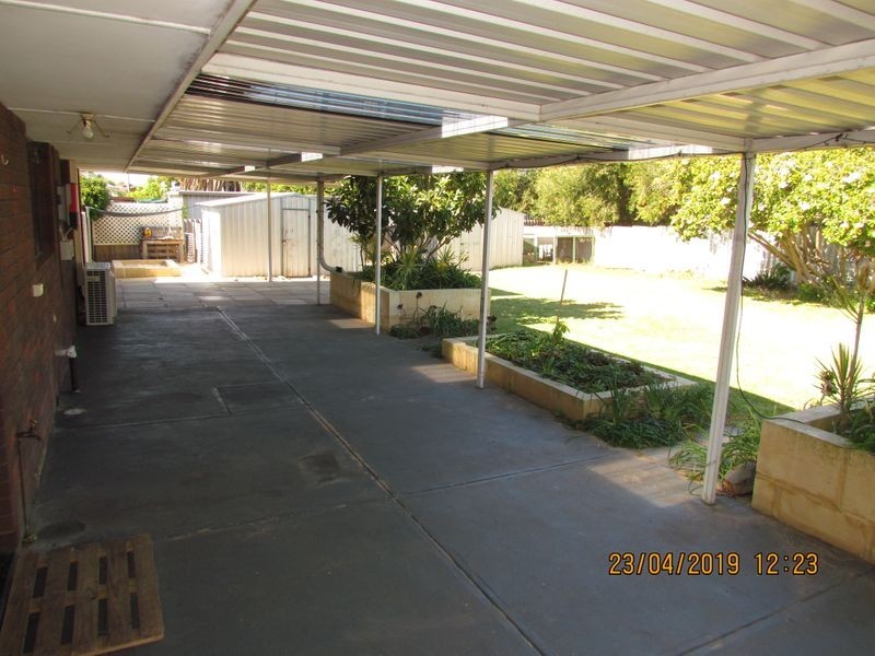 5 Instow Place, Warnbro WA 6169