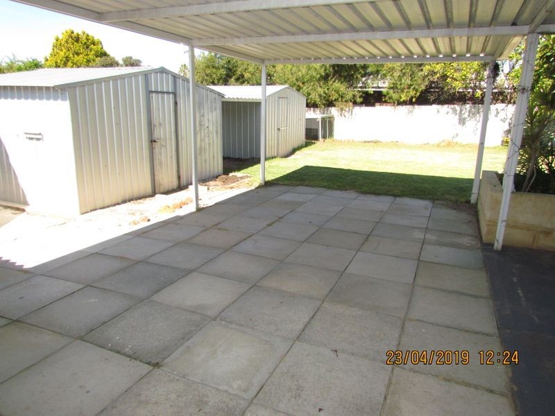 5 Instow Place, Warnbro WA 6169
