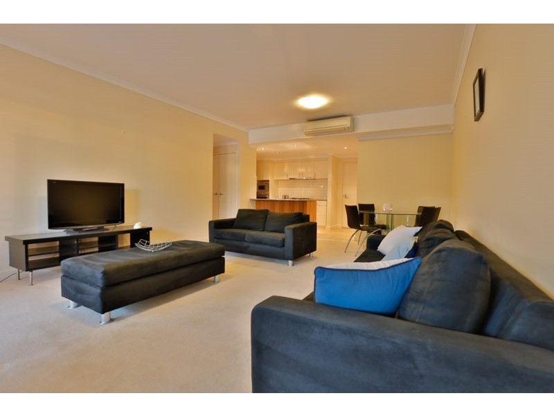 2/43 Rockingham Beach Road, Rockingham WA 6168