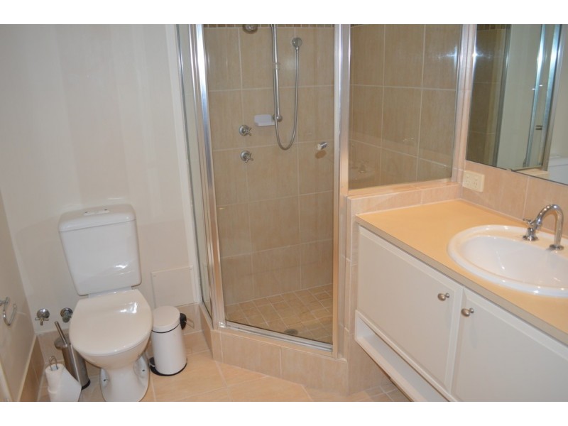 2/43 Rockingham Beach Road, Rockingham WA 6168