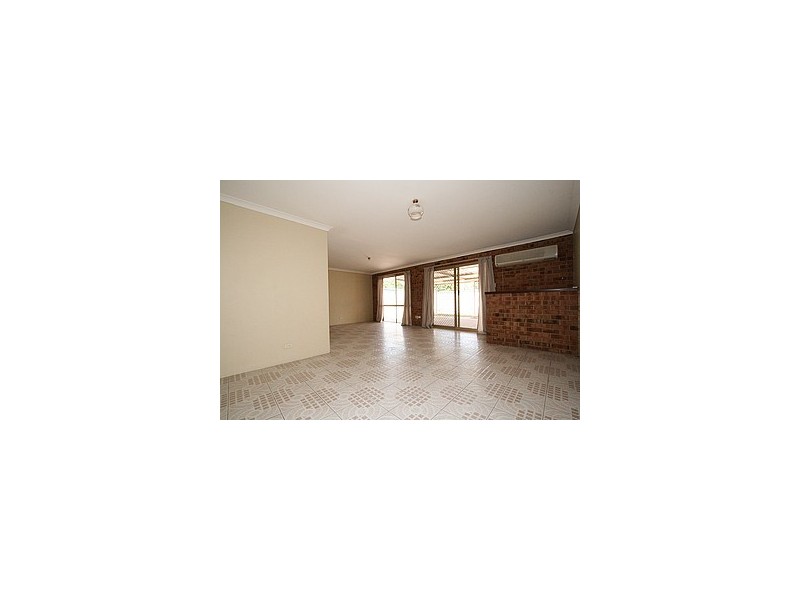 20 Manila Place, Warnbro WA 6169