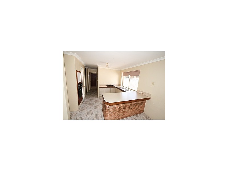 20 Manila Place, Warnbro WA 6169