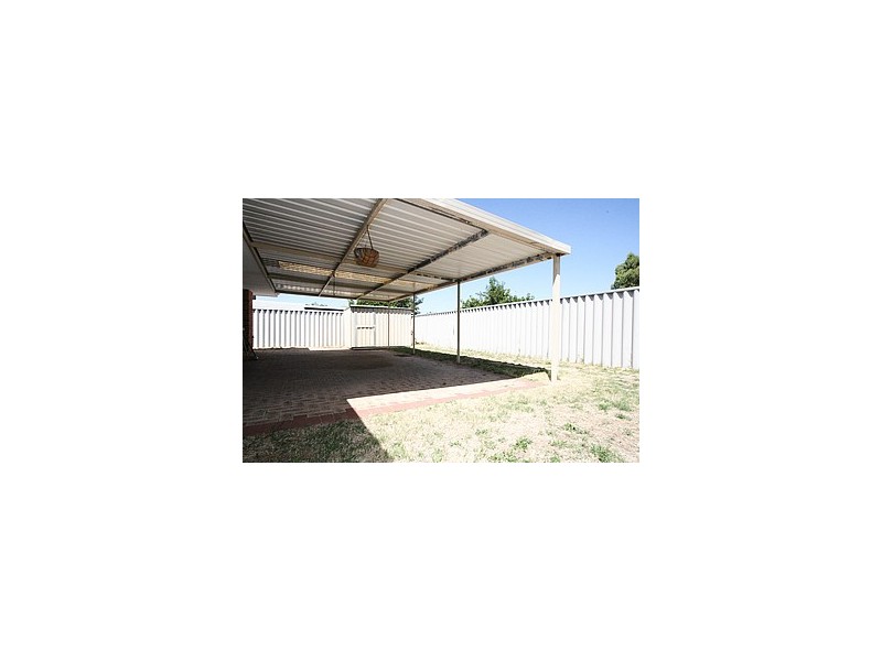 20 Manila Place, Warnbro WA 6169