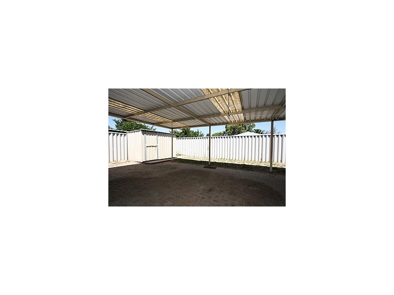 20 Manila Place, Warnbro WA 6169