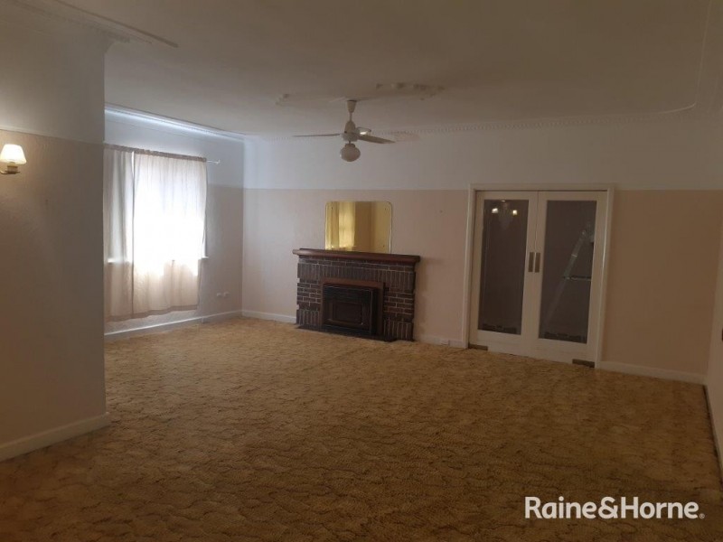 102 Harrison Street, Rockingham WA 6168