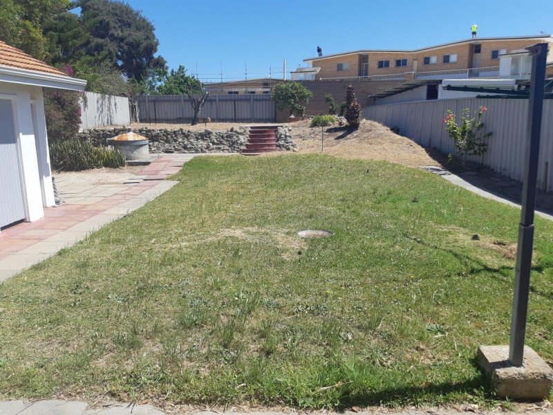 102 Harrison Street, Rockingham WA 6168