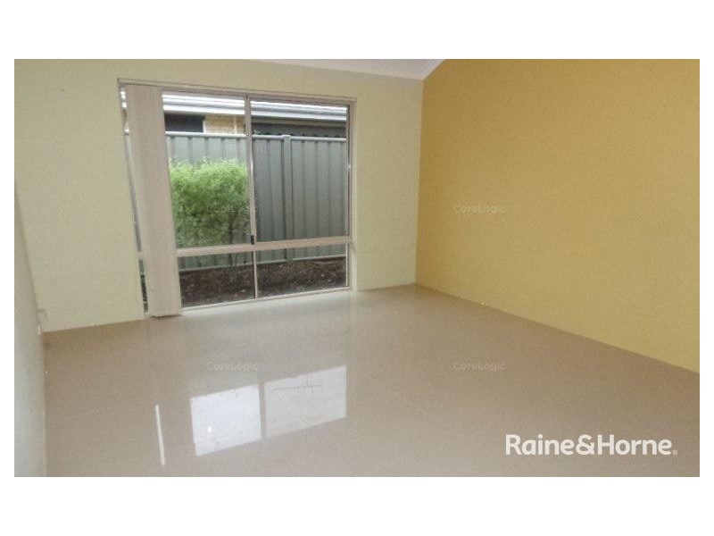 28 Abingdon Crescent, Wellard WA 6170