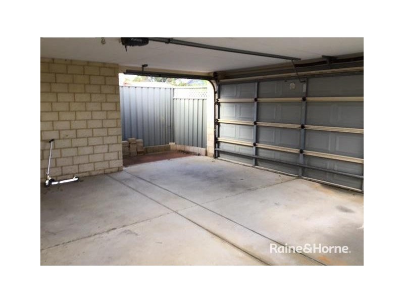 28 Abingdon Crescent, Wellard WA 6170