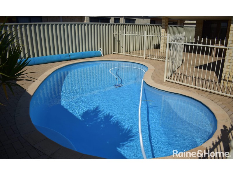 72 Seawind Drive, Rockingham WA 6168