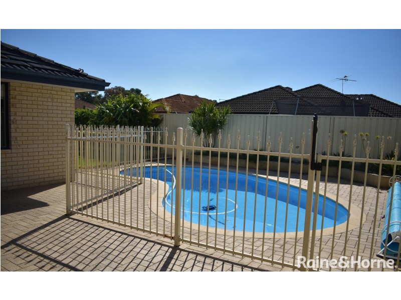 72 Seawind Drive, Rockingham WA 6168
