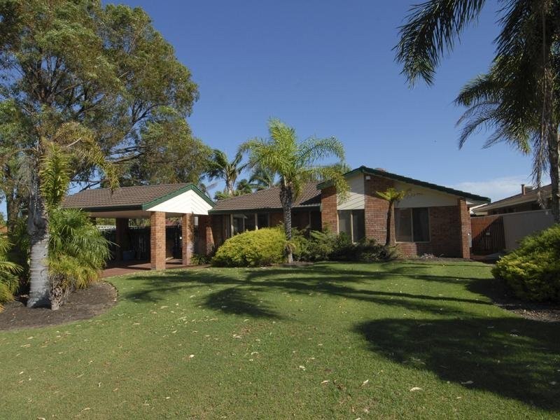 42 Cuthbertson Drive, Cooloongup WA 6168
