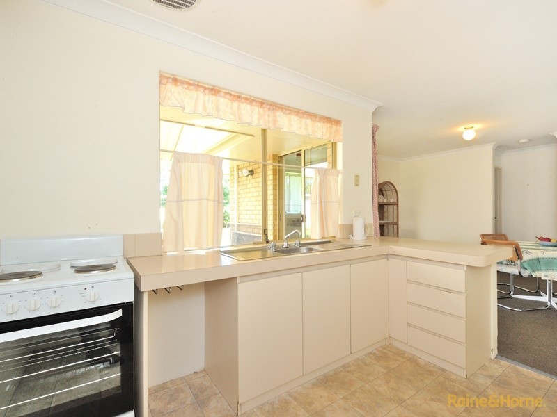 51 Hawker Street, Safety Bay WA 6169