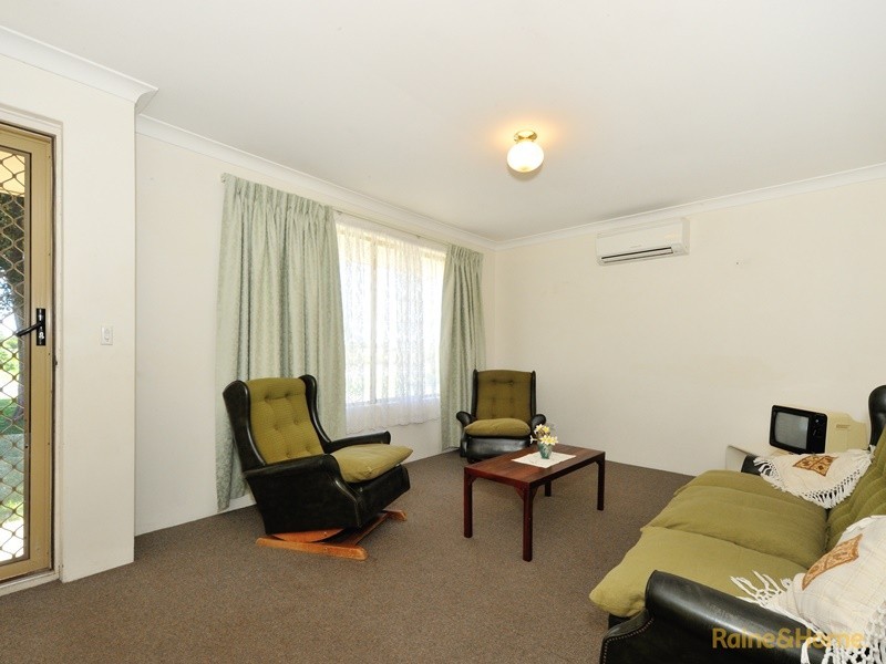 51 Hawker Street, Safety Bay WA 6169