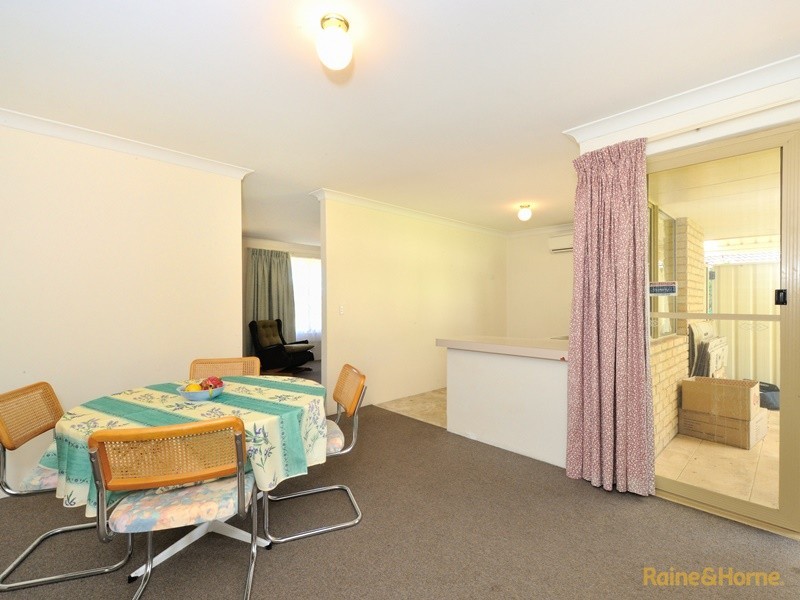 51 Hawker Street, Safety Bay WA 6169