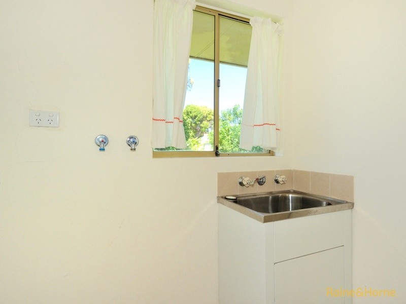 51 Hawker Street, Safety Bay WA 6169