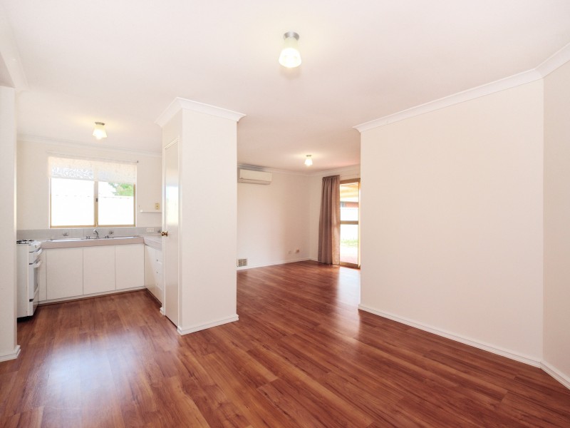 2 Coronata Drive, Warnbro WA 6169