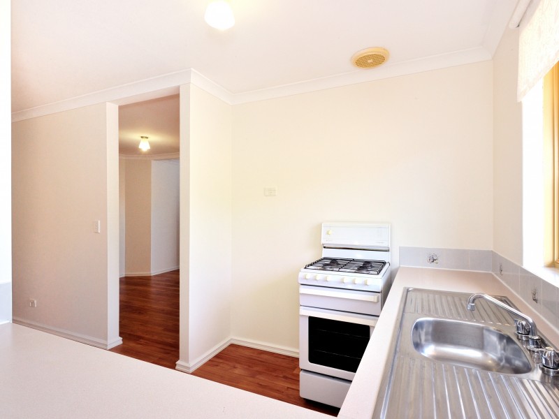 2 Coronata Drive, Warnbro WA 6169