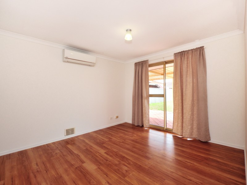 2 Coronata Drive, Warnbro WA 6169