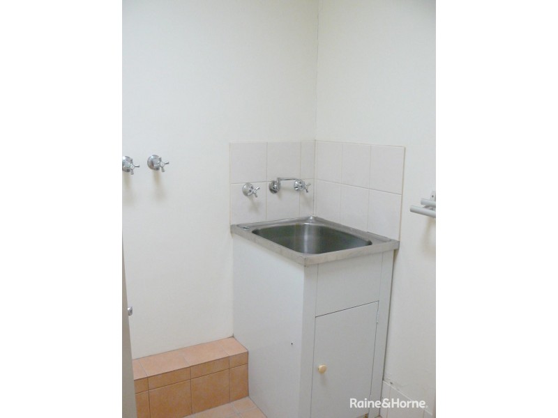 4/9 Kent Street, Rockingham WA 6168