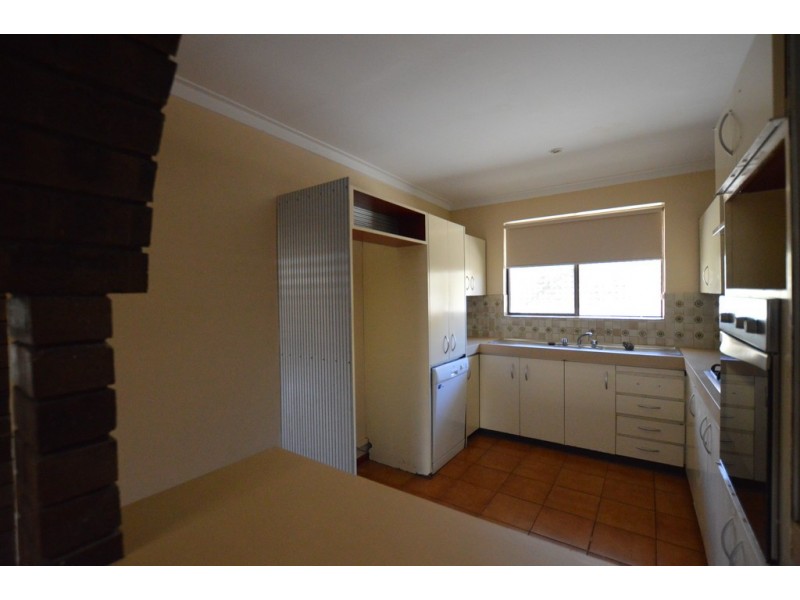 28 Powis Way, Warnbro WA 6169